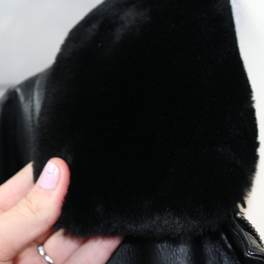 Modern Essentials Leather and Fur Coat Size L - Picture 3 of 8